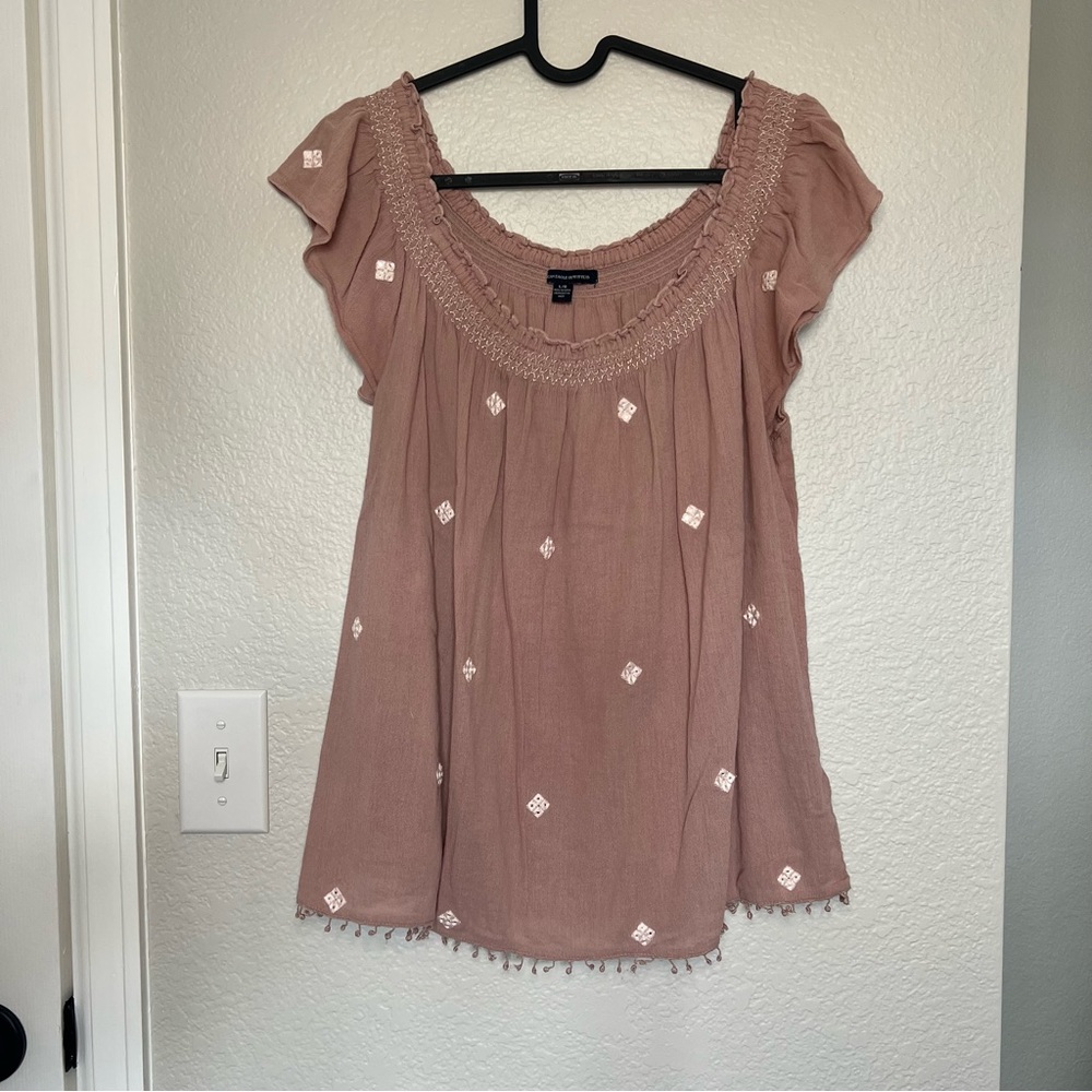 American Eagle • pink blouse